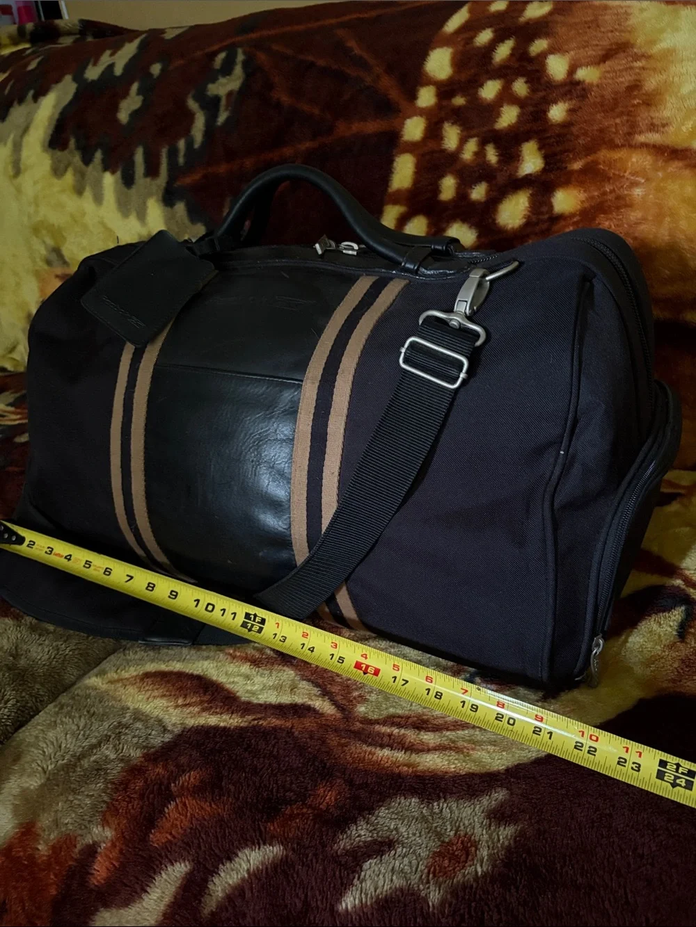 Vintage Rebook Men's Leather Black Travel Gym Duffel Bag with Tan Stripes